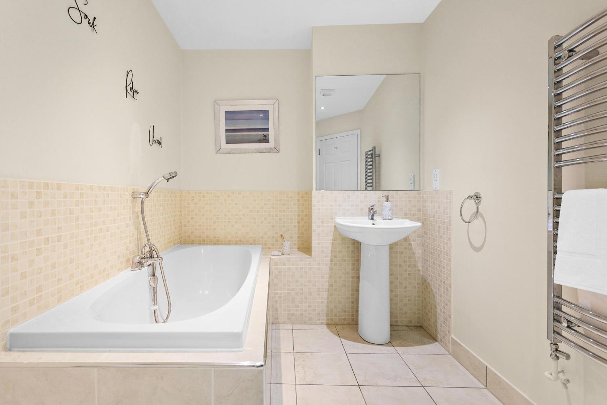 Sovereign House - Close To Harbour With Parking Torquay Εξωτερικό φωτογραφία